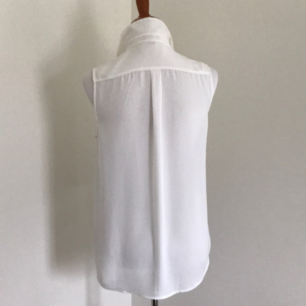 Vince Camino Off White Sleeveless Blouse - Picture 4 of 6